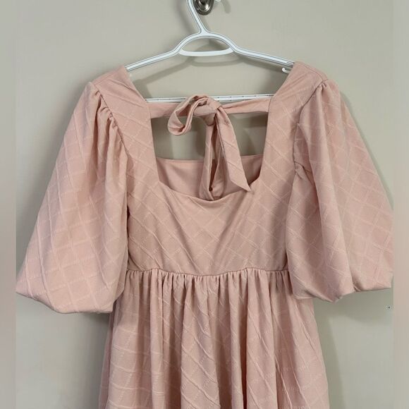 Lulu's Dress Puff Sleeves in Peach Back tie Closure - Picture 6 of 10